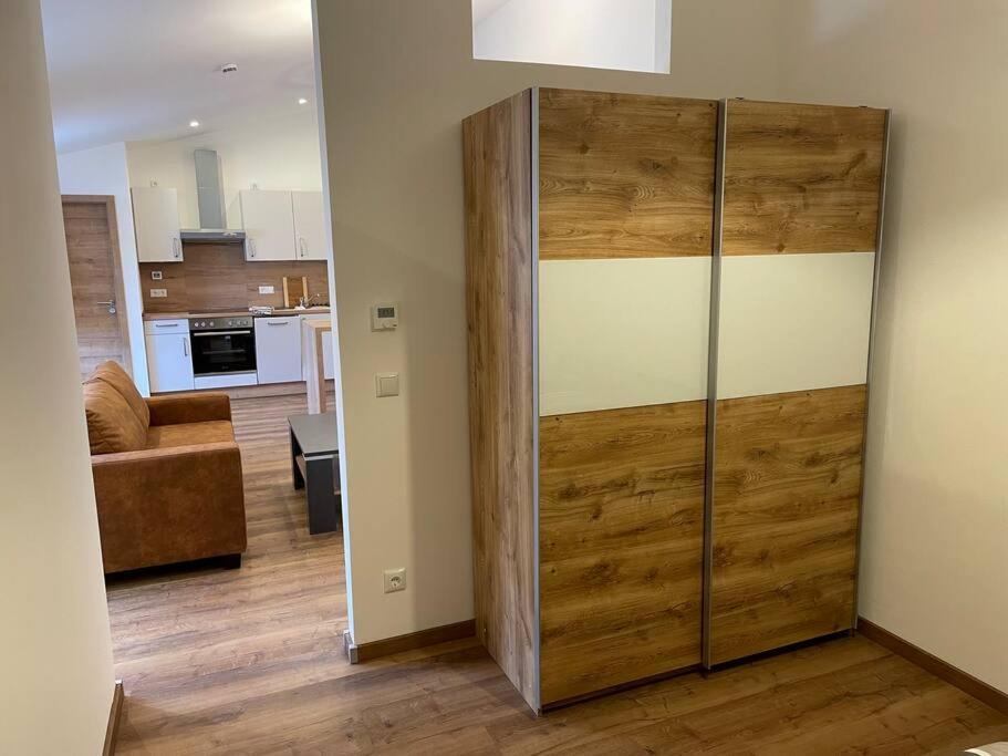 Apartment In Zentraler Lage Mit Privatparkplatz Grafenwohr Extérieur photo