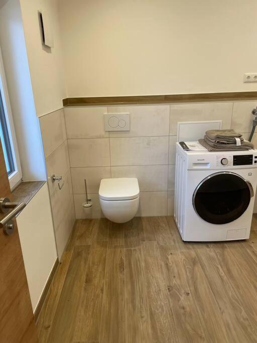 Apartment In Zentraler Lage Mit Privatparkplatz Grafenwohr Extérieur photo